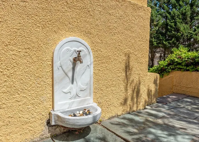 E Mare & Villa